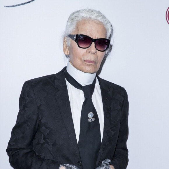 Karl Lagerfeld - Dîner "Sauver la vie" pour la fondation Descartes au Pavillon Ledoyen à Paris le 30 novembre 2016. © Olivier Borde/Bestimage 