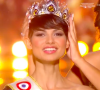 Depuis qu'Eve Gilles a été sacrée Miss France 2024, une question brûle les lèvres de tout le monde 
Capture de l'élection Miss France 2024 diffusée sur TF1