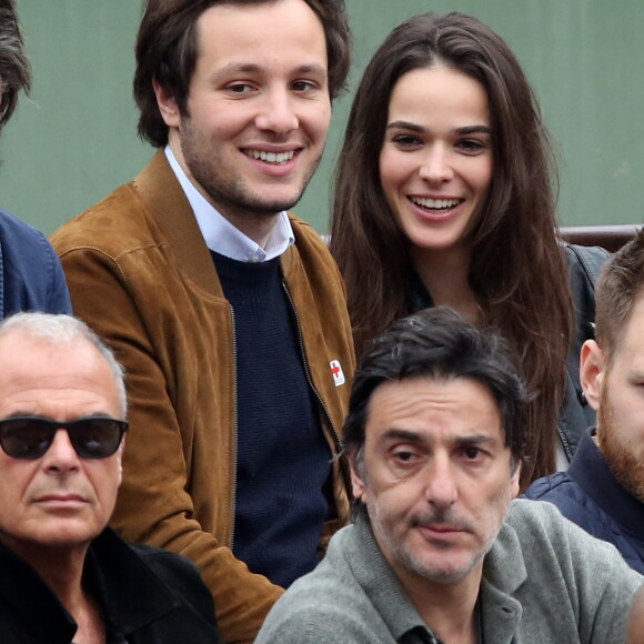 Vianney et Catherine Robert qui est sa violoncelliste, dans les tribunes de la finale homme des internationaux de France de Roland Garros à Paris le 5 juin 2016. © Moreau-Jacovides / Bestimage