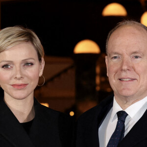 La princesse Charlène de Monaco et le prince Albert II de Monaco - Inauguration de la brasserie "Café de Paris Monte-Carlo" sur la Place du Casino à Monaco le 22 novembre 2023. © Claudia Albuquerque/Bestimage 