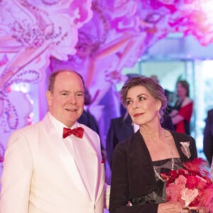 Le prince Albert II de Monaco, la princesse Caroline de Hanovre lors du Bal de la Rose 2022 au Sporting Club de Monaco en faveur de la Fondation Princesse Grace le 8 juillet 2022.. © Cyril Moreau / Pool Monaco / Bestimage 