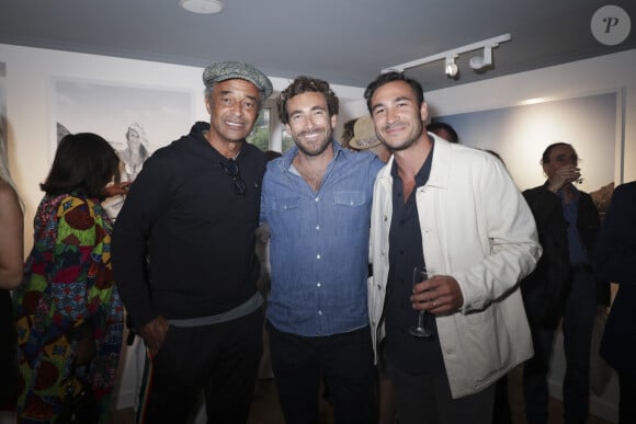 Exclusif - Yannick Noah, Martin et Valentin Kretz (L'Agence ) - Isabelle Camus a organisé pour son ami photographe Antoine Verglas, le vernissage de l'exposition éphémère de ses photographies à la Galerie La Hune en partenariat avec YellowKorner le 4 juillet 2023. © Jack Tribeca/Bestimage