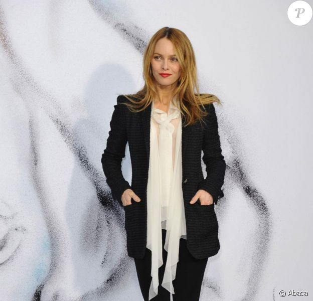 Vanessa Paradis devrait assister au prochain défilé de Karl Lagerfeld à Saint Tropez le 11 mai 2010