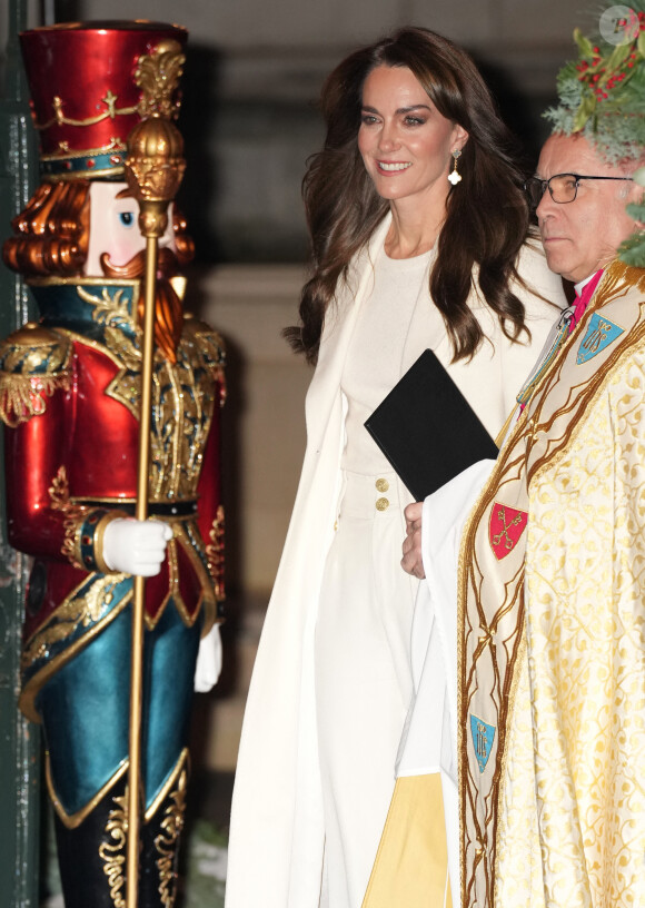 Kate Middleton a un grand coeur et ses actes l'ont déjà prouvé à de nombreuses reprises. 
Catherine (Kate) Middleton, princesse de Galles - Traditionnel concert de Noël "Together At Christmas" à l'abbaye de Westminster à Londres. 