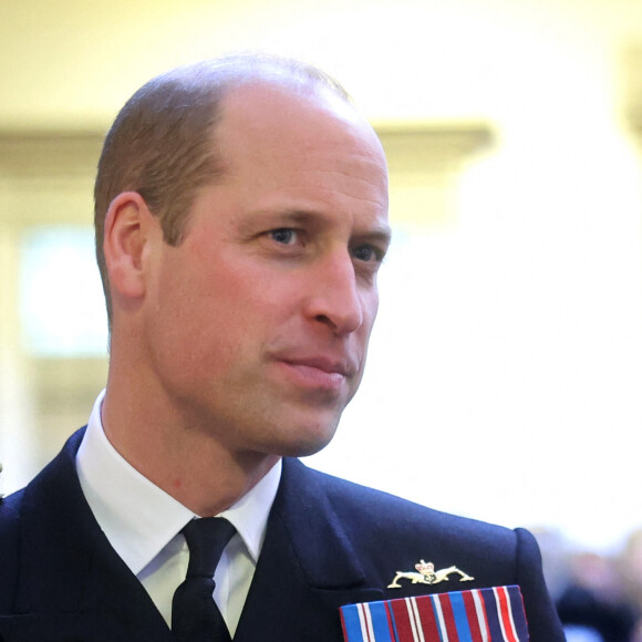 Puis Mike Tindall de justifier cette confidence : "Je me permets de le dire parce que je viens d'un sport qui repose sur l'aspect social et sur le fait que l'on boit souvent quelques bières". 
Le prince William de Galles assiste aux divisions du Lord High Admiral au Britannia Royal Naval College à Dartmouth, pour assister à un défilé de 202 cadets de la Royal Navy avec des élèves-officiers internationaux d'Oman, du Koweït, du Bangladesh et de Trinité-et-Tobago, au Royaume Uni, le jeudi 14 décembre 2023.