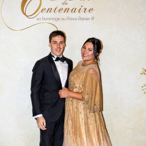 Louis Ducruet et sa femme Marie Ducruet au photocall du Bal du Centenaire en hommage au Prince Rainier III à l'atrium du Casino de Monte-Carlo à Monaco, le 20 octobre 2023. © Jean-Charles Vinaj/Pool Monaco/Bestimage 