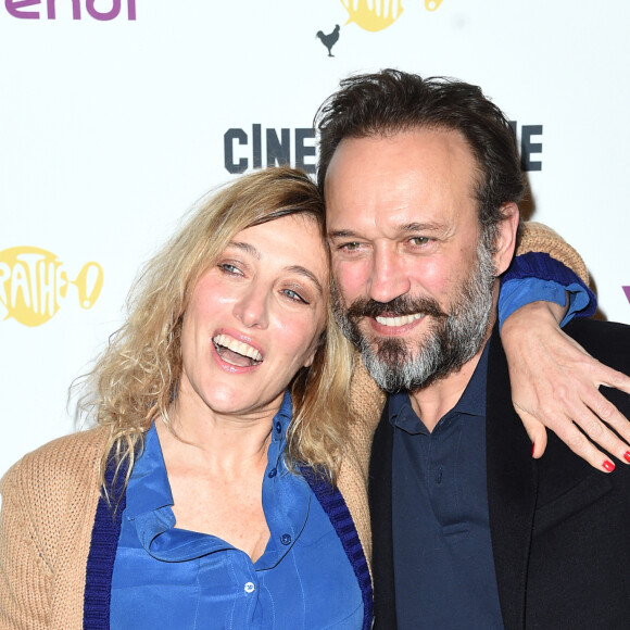 Vincent Pérez est également l'ami de Valeria, la soeur de Carla Bruni
Valéria Bruni-Tedeschi et Vincent Perez - Avant première du film "Les Estivants" à la Cinémathéque de Paris le 21 janvier 2019. © Giancarlo Gorassini/Bestimage 