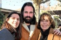 Obsèques de Guy Marchand, sa dernière volonté respectée : vin d'honneur et musique rythmée, "pas un défilé de zombies !"