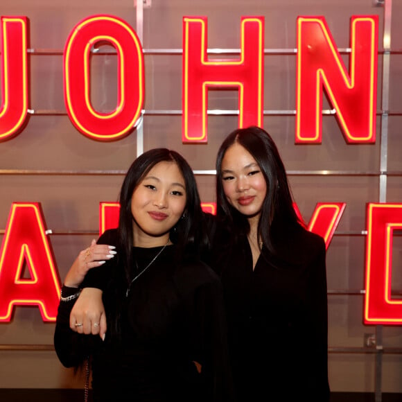 Exclusif - Jade et Joy Hallyday - Vernissage de l'exposition "Johnny Hallyday, l'exposition" au Palais des Expositions à Paris. Le 21 décembre 2023 © Dominique Jacovides / Bestimage 