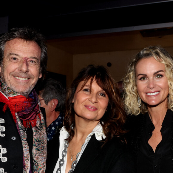 Exclusif - Jean-Luc Reichmann et sa femme Nathalie Lecoultre, Laeticia Hallyday - Vernissage de l'exposition "Johnny Hallyday, l'exposition" au Palais des Expositions à Paris. Le 21 décembre 2023 © Dominique Jacovides / Bestimage 