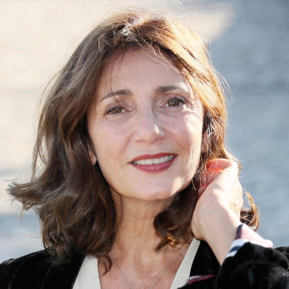 Valérie Karsenti, présidente du jury 2019, au photocall du Jury lors de la 21ème édition du festival de la Fiction de La Rochelle, France, le 11 septembre 2019. © Patrick Bernard/Bestimage 