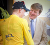 L'ancien coureur cycliste est soupçonné d'avoir été au volant du véhicule impliqué dans la mort de sa femme
Le roi Willem Alexander des Pays-Bas félicite Rohan Dennis - Le roi Willem Alexander des Pays-Bas assiste au grand départ du Tour de France à Utrecht, le 4 juillet 2015 