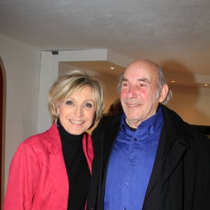 Evelyne Dhéliat et René Metge - Sortie du livre de René Metge, "Pilote de 7 à 77 ans", chez "Arc de Triomphe Autos" à Paris, le 24 février 2022.
