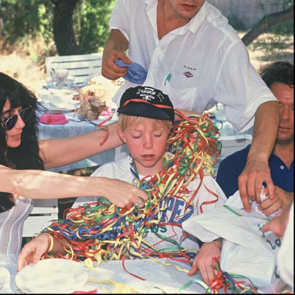 Cher et son fils Elijah en 1988