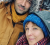 Sur Instagram, elle a partagé une rare photo d'elle accompagnée de son chéri Sébastien Alquier.
Aurélie Vaneck en vacances à la montagne avec son compagnon de longue date, un charmant musicien.