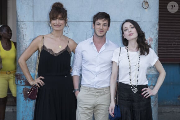 Caroline de Maigret, Gaspard Ulliel et Gaëlle Pietri - People au defilé Croisière Chanel à La Havane à Cuba, le 3 mai 2016. © Olivier Borde/Bestimage