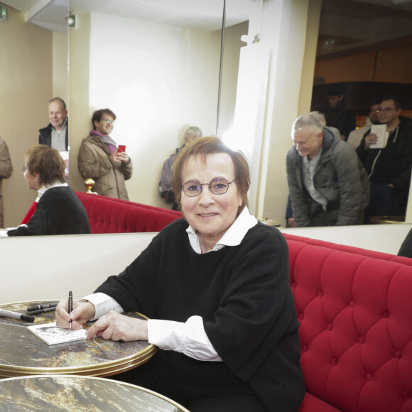 Exclusif - Marie-Paule Belle donne un concert au théâtre de Passy pour fêter ses 50 ans de carrière le 4 janvier 2024 à Paris. © Jack Tribeca / Bestimage