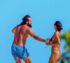 Sublime dans un bikini string, le top model brésilien a pu peaufiner son teint hâléé sous le soleil du Brésil.
Joakim Noah et Lais Ribeiro à Bahia, Brésil