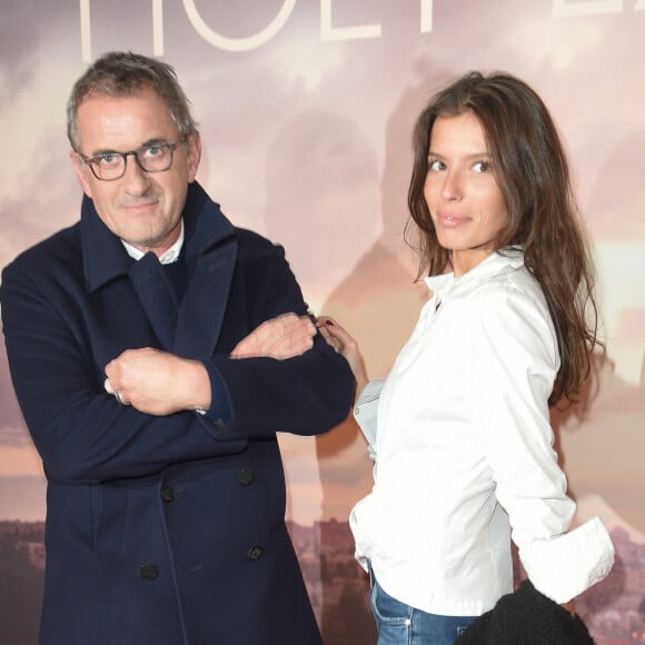 Il est l'heureux papa de trois enfants : Pauline, Paul-Henri et Ninon, tous nés de mères différentes.
Christophe Dechavanne et sa fille Ninon à l'avant-première du film "Holy Lands" au cinéma UGC Normandie à Paris, France, le 4 décembre 2018. © Coadic Guirec/Bestimage