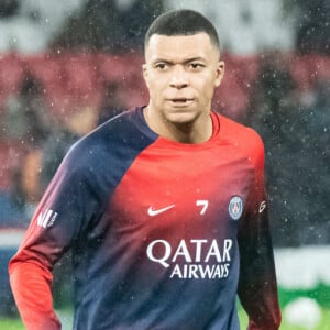 C'est là où il avait emménagé fin 2017, quelques mois après son arrivée au club.
Kylian Mbappe (Paris SG) - Trophée des Champions entre le PSG et Toulouse (2-0) au Parc des Princes à Paris le 3 janvier 2024. 
