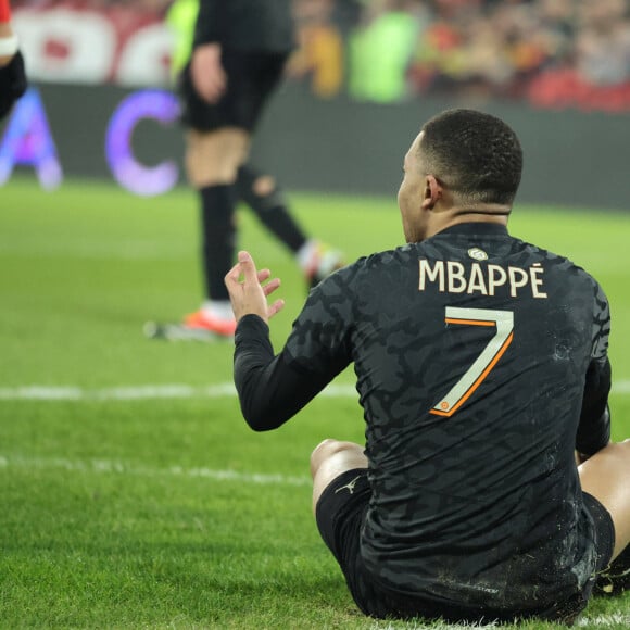 Kylian MBAPPE (PSG) lors du match RC Lens - Paris Saint-Germain, Ligue 1, stade Bollaert-Delelis, le 14 janvier 2024 