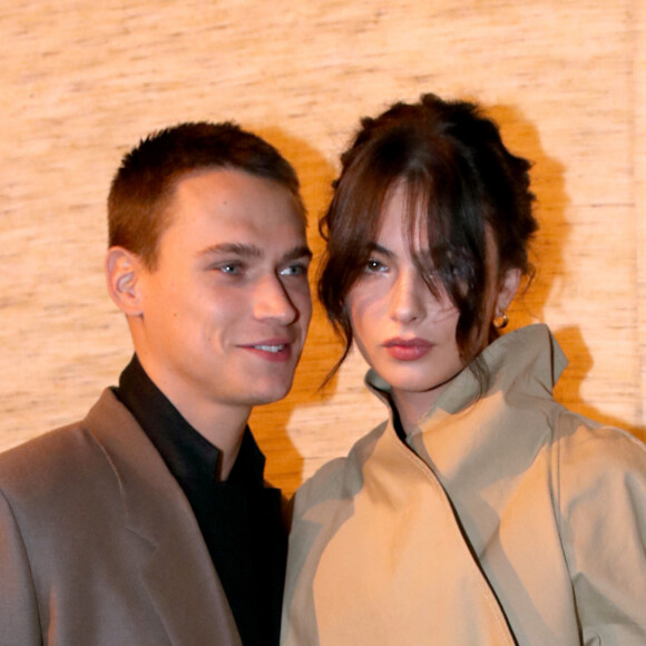 Le show s'est déroulé lundi 22 janvier, occasion dont ont profité Deva Cassel et son chéri Saul Nanni pour officialiser en public
Saul Nanni et Deva Cassel - Défilé de Mode Christian Dior, Collection Haute Couture Printemps/Été 2024 - Front Row, dans le cadre de la Fashion Week de Paris, France, le 22 Janvier 2024. © Olivier Borde / Bertrand Rindoff / Bestimage 
