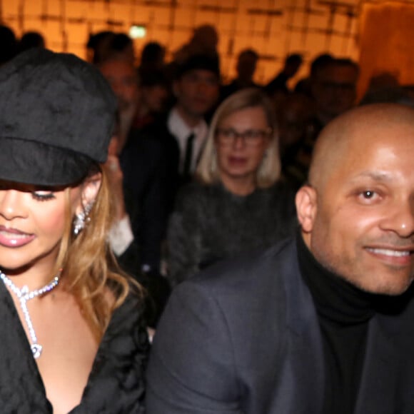 Delphine Arnault, Rihanna et guest - Défilé de Mode Christian Dior, Collection Haute Couture Printemps/Été 2024 - Front Row, dans le cadre de la Fashion Week de Paris, France, le 22 Janvier 2024. © Olivier Borde / Bertrand Rindoff / Bestimage 