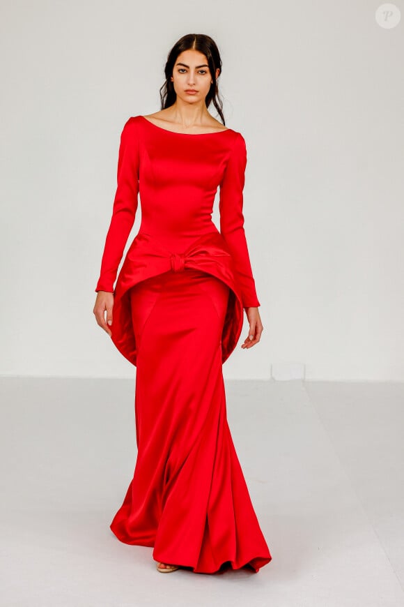 Défilé Alexis Mabille Haute Couture Printemps/Été 2024 dans le cadre de la Fashion Week de Paris (PFW), chez Christie’s Avenue Matignon, à Paris, France, le 23 janvier 2024.