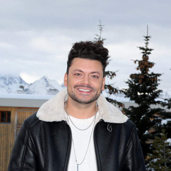 Il rejoint ainsi Kev Adams
Kev Adams - Photocall du film "Maison de Retraite 2" dans le cadre du 27ème Festival International du Film de Comédie de l'Alpe d'Huez le 16 janvier 2024. © Dominique Jacovides/Bestimage