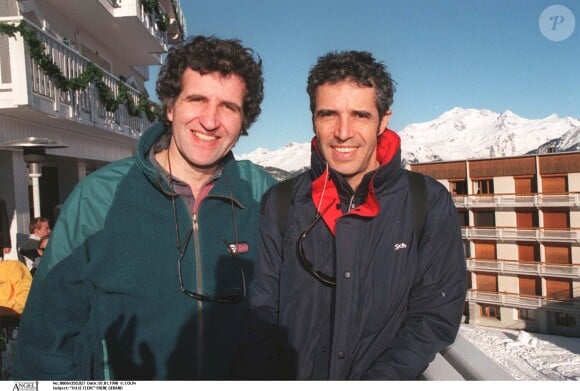 Gérard Leclerc et son frère Julien Clerc lors du Trophée Whirlpool en janvier 1998.