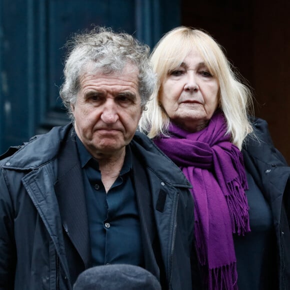 Exclusif - Gérard Leclerc et sa femme Julie - Sorties des obsèques de Jacques Collard en l'église Saint Roch à Paris le 6 avril 2023. © Christophe Clovis / Bestimage