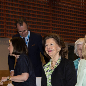 La reine Silvia de Suède et la Première dame française Brigitte Macron visitent l'école Rinkebyskolan à Stockholm, Suède, le 30 janvier 2024. Le président français et sa femme la Première dame sont en visite de deux jours en Suède. 