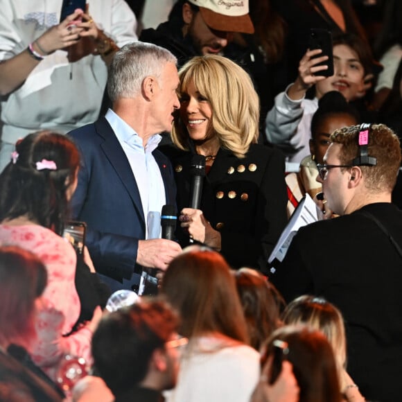 Exclusif - Didier Deschamps et Brigitte Macron - Scène - Concert événement "Le gala des pièces jaunes" à l'Accor Arena Paris le 26 janvier 2024. © Guillaume Gaffiot / Cyril Moreau / Bestimage 