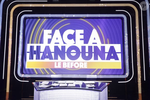 Exclusif - Cyril Hanouna sur le plateau de la nouvelle émission de C.Hanouna du week-end "Face à Hanouna" diffusée le 3 février à Paris, France, le 1er février 2024. © Jack Tribeca/Bestimage