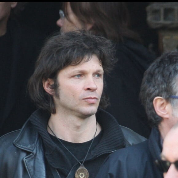 Bertrand Cantat - Obsèques d'Alain Bashung en l'église Saint-Germain-des-Prés le 20 mars 2009.