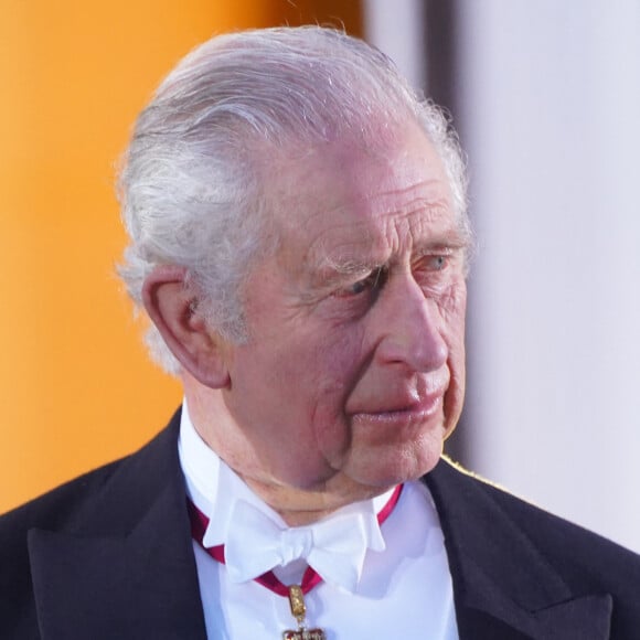 La révélation du cancer de Charles III a créé un grand choc. 
Le roi Charles III d'Angleterre - Arrivées au dîner d'état donné par le président allemand et sa femme en l'honneur du roi d'Angleterre et de la reine consort, au Château Bellevue à Berlin, à l'occasion du premier voyage officiel du roi d'Angleterre en Europe. 