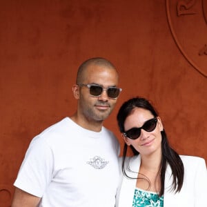 Séparation - Tony Parker s'est séparé d'Alizé Lim - Tony Parker et sa compagne Alizé Lim au village lors des Internationaux de France de tennis de Roland Garros 2023, à Paris, France, le 11 juin 2023. © Jacovides-Moreau/Bestimage