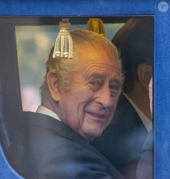 Le roi Charles III d'Angleterre - La famille royale britannique se rend au palais de Buckingham avec le président sud-coréen et sa femme la Première Dame au palais de Buckingham à Londres, Royaume Uni, le 21 novembre 2023. © Tayfun Salci/ZUMA Press/Bestimage 