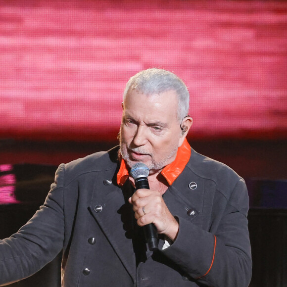 Bernard Lavilliers et Faada Freddy - 39ème cérémonie des Victoires de la musique à la Seine musicale de Boulogne-Billancourt, France, le 9 février 2024. © Coadic Guirec/Bestimage