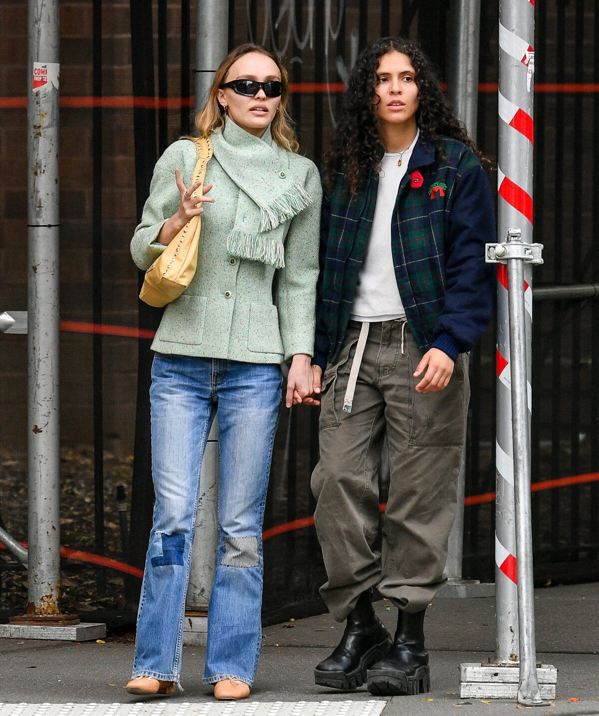 Photo : Exclusif - Lily-Rose Depp et sa compagne 070 Shake (Danielle ...