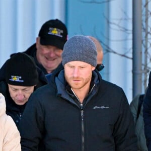 Le prince Harry, duc de Sussex et Meghan Markle, duchesse de Sussex, en visite au camp d'entrainement des athlètes des Invictus Games 2024 à Whistler en Colombie Britannique, le 14 février 2024. 