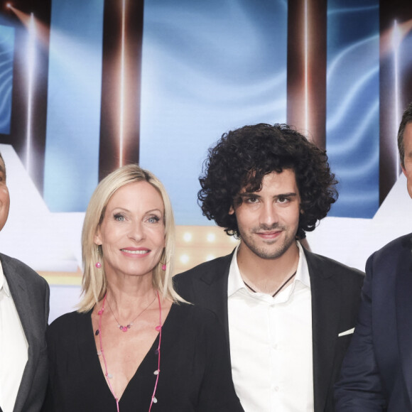 Exclusif - Laurent Fontaine, Rebecca Hampton, Sam (Quentin Cardiem), Pascal Bataille - Enregistrement de l'émission "Y'a que la vérité qui compte", présentée par L.Fontaine et P.Bataille, et diffusée sur C8 à partir du 12 octobre © Jack Tribeca / Bestimage Exclusive - No Web No Blog pour Belgique et Suisse 