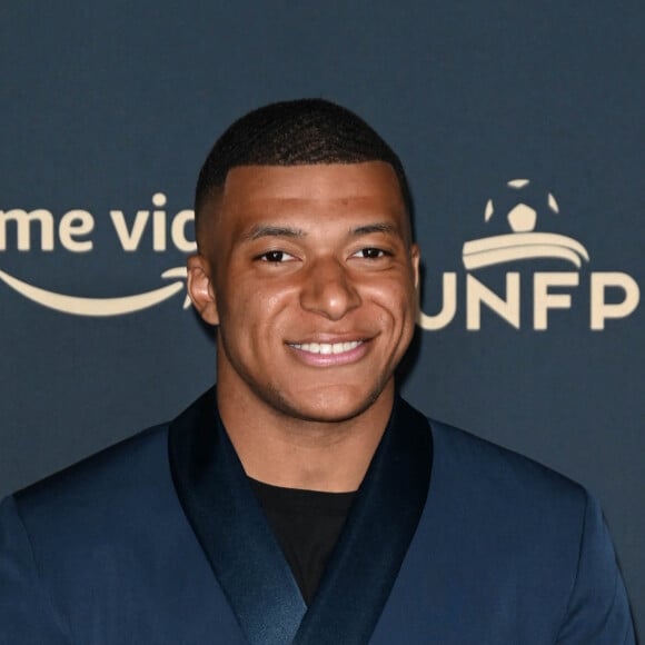 Info du 15 février 2024 - Kylian Mbappé a annoncé au PSG son départ cet été - Kylian Mbappé - Photocall de la cérémonie des Trophées UNFP 2022 au Pavillon Gabriel à Paris le 15 mai 2022. © Coadic Guirec/Bestimage