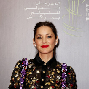 Marion Cotillard au photocall de cérémonie de clôture du 20ème Festival International du Film de Marrakech, Maroc, le 2 décembre 2023. © Dominique Jacovides/Bestimage