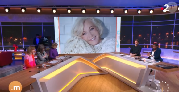 Johanna Ghiglia dévoile son énorme baby-bump dans "Télématin" sur France 2