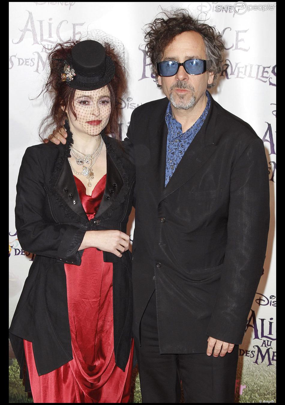 Helena Bonham Carter Et Tim Burton Lors De La Premiere D Alice Au Pays Des Merveilles A Paris Le 15 Mars 10 Purepeople