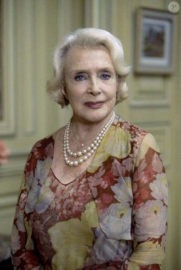 Elle a vécu la fin de sa vie dans une maison de retraite particulière
Micheline Presle dans "Le voyageur sans bagage" (2004).