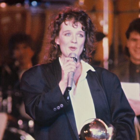 Elle s'était livrée dans une autobiographie Le fil du temps
Corine Marienneau en 1985 aux Victoires de la musique