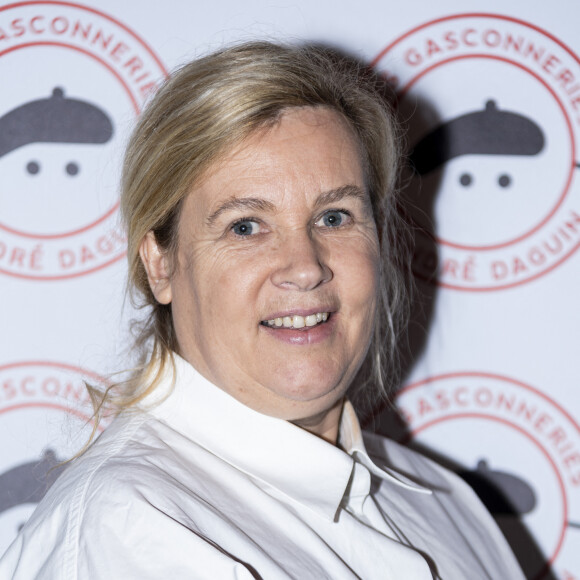 Heureusement, celle qui a été nommée "meilleure femme chef du monde" le 23 avril 2015 a pu trouver du soutien en son amie Laeticia Hallyday.
Exclusif - Hélène Darroze - Premier Festival de la Gasconnerie au Ground Control à Paris le 30 janvier 2023.