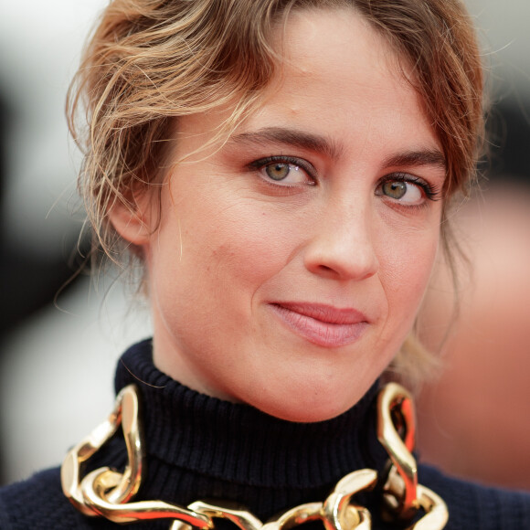 Actuellement au cinéma, L'Empire de Bruno Dumont est en compétition au Festival de Berlin
Adèle Haenel - Montée des marches du film "Portrait de la jeune fille en feu" lors du 72ème Festival International du Film de Cannes.